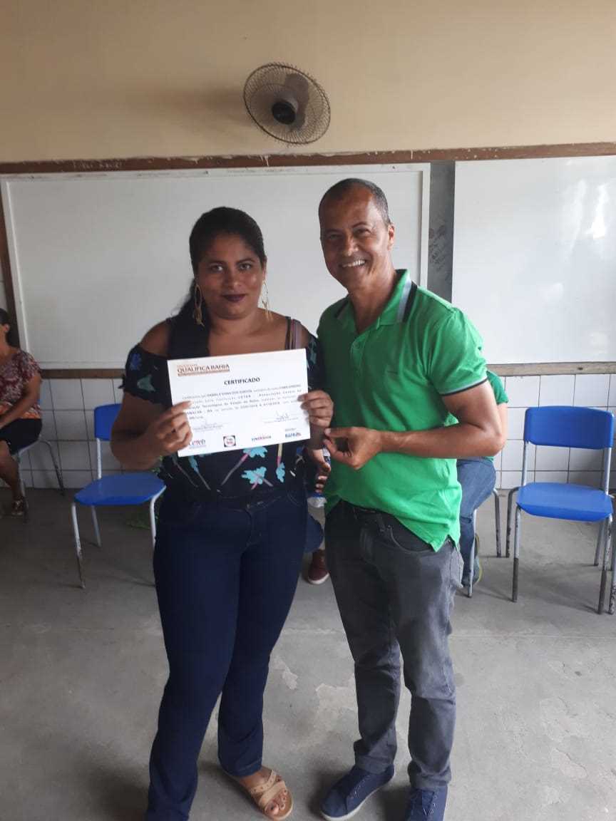Secretaria de Assistência Social faz entrega de Certificados do Curso de Cabeleireira.
